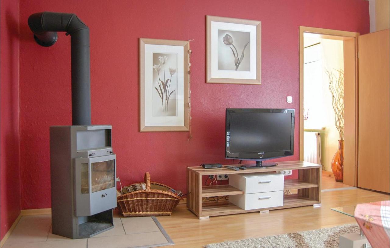 Amazing apartment in Rostock with 1 Bedrooms&WiFi Buitenkant foto